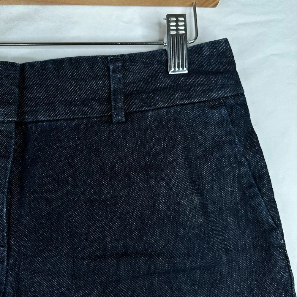 Ann Taylor LOFT SZ 2 Rivera‎ Jean Shorts Low-Rise Pockets Dark Wash Zip-Fly Blue